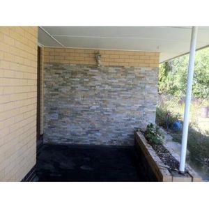Give your home a facelift with this stone facade (project under construction)