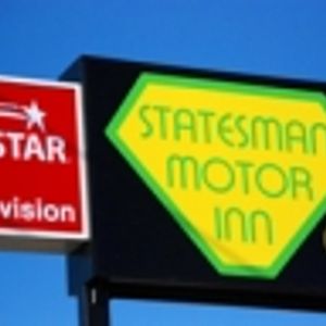 Logo for Statesman Motor Inn Accommodation Ararat